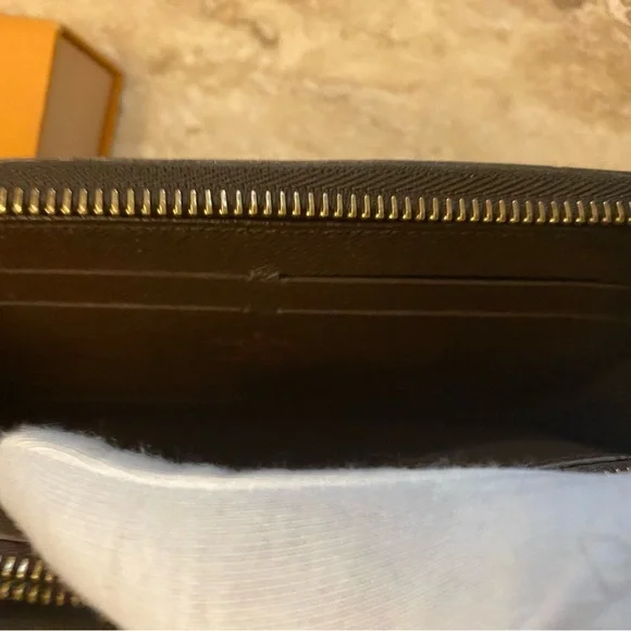 Louis Vuitton Vintage Damier Zippy Long Wallet - Rank A - Picture 8 of 9